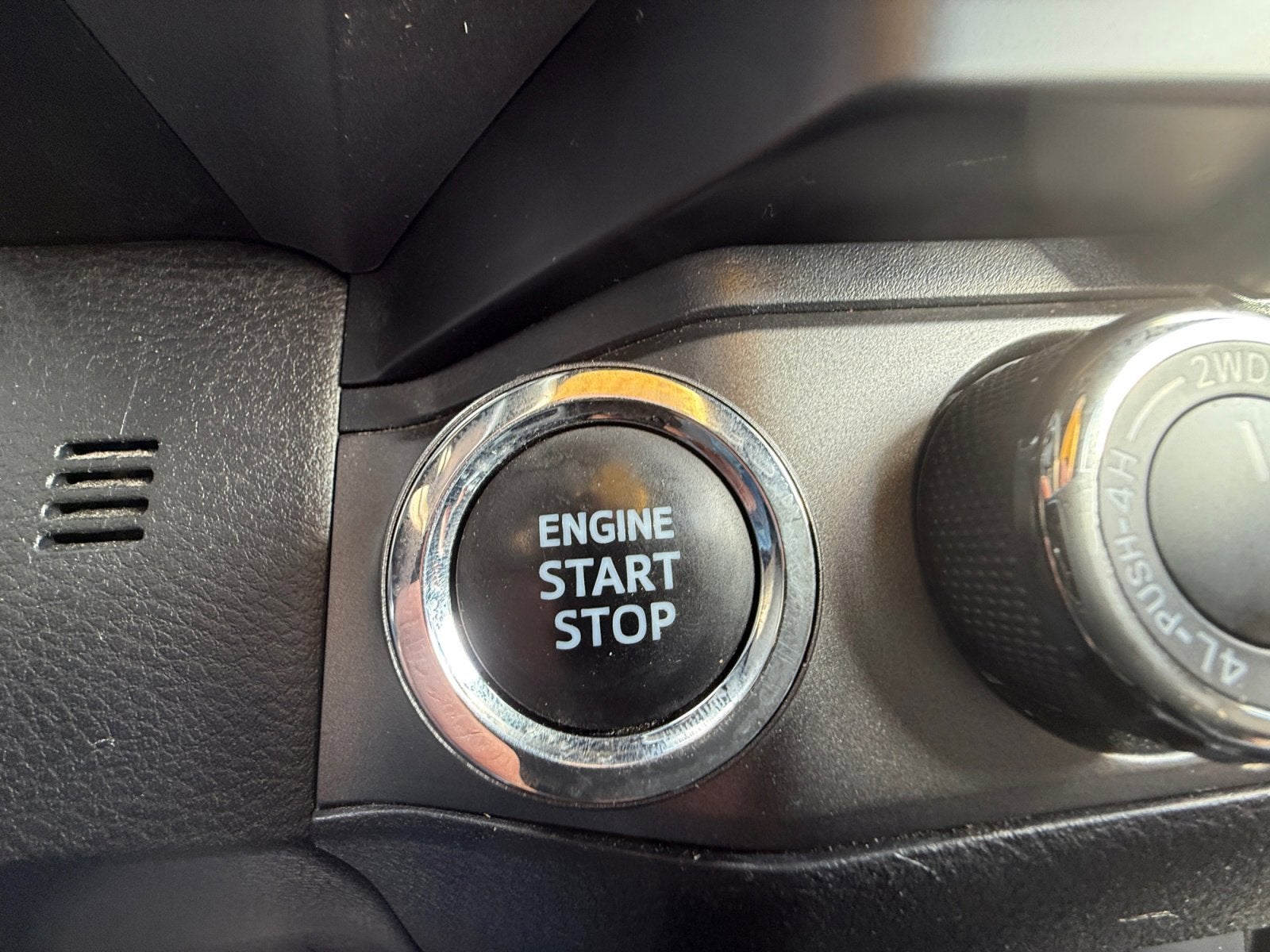 2023 Toyota Tacoma 4WD TRD Off Road