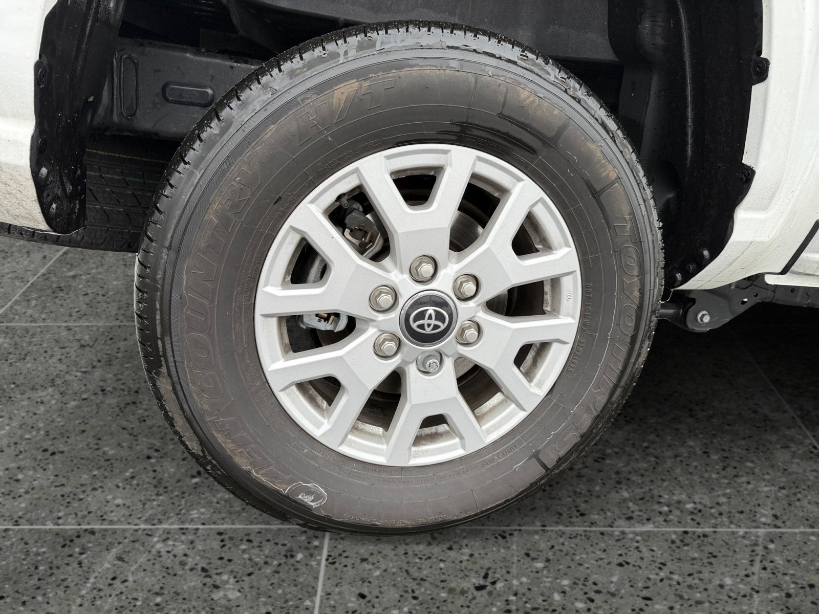 2025 Toyota Tacoma 4WD SR5