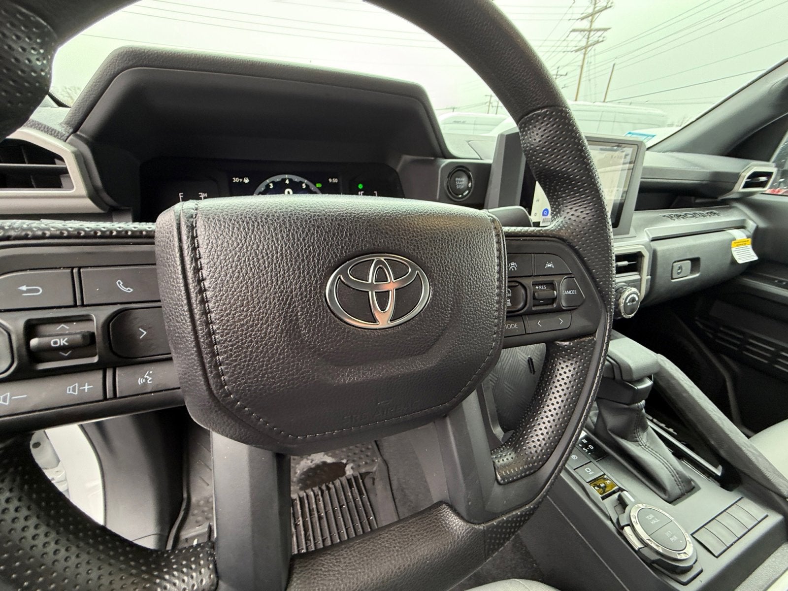 2025 Toyota Tacoma 4WD SR5