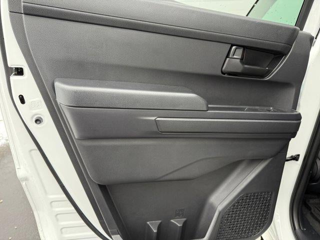 2025 Toyota Tacoma 4WD SR5