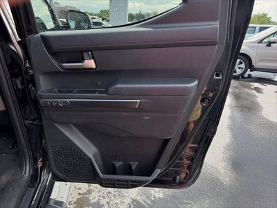 2025 Toyota Tacoma 4WD SR5