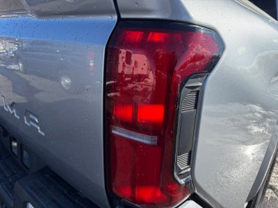 2025 Toyota Tacoma 4WD SR5