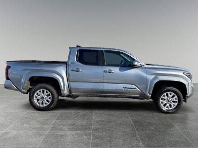 2025 Toyota Tacoma 4WD SR5