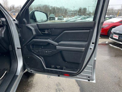 2025 Toyota Tacoma 4WD SR5