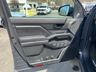 2025 Toyota Tacoma 4WD SR5
