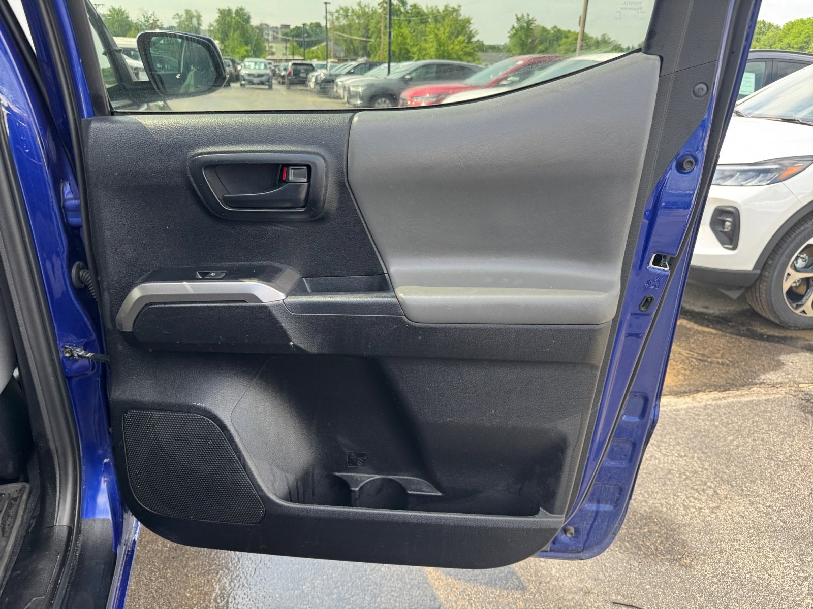 2023 Toyota Tacoma 4WD SR5
