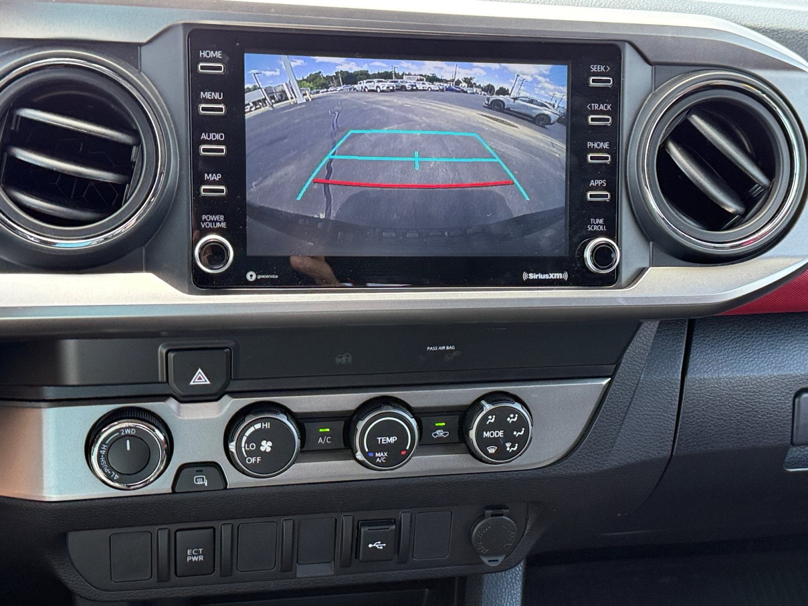 2022 Toyota Tacoma 4WD SR5