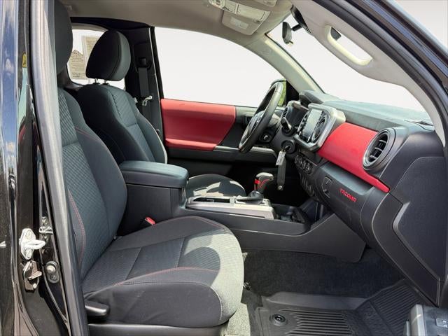 2022 Toyota Tacoma 4WD SR5