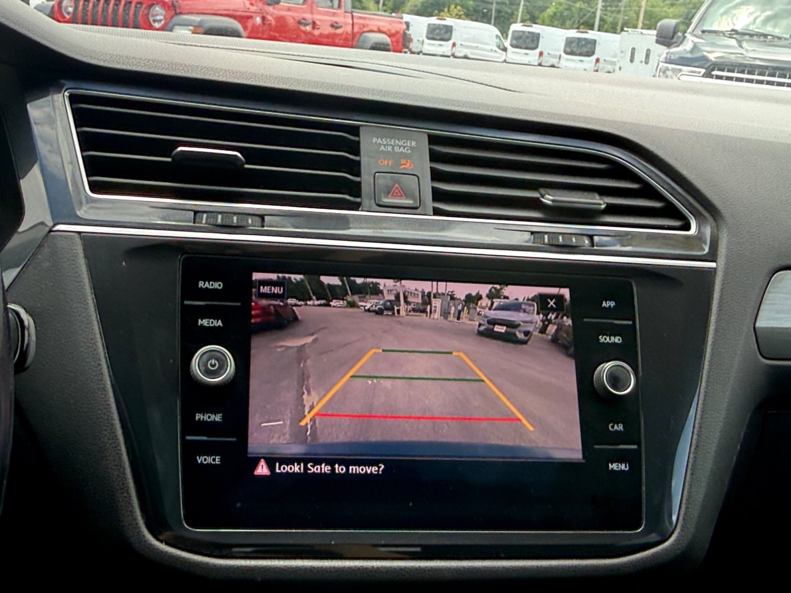 2019 Volkswagen Tiguan SE