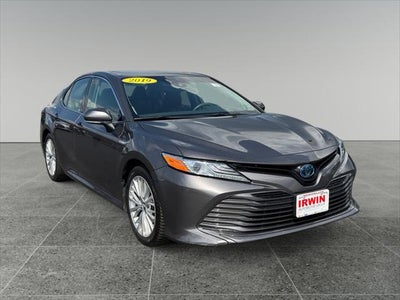 2019 Toyota Camry Hybrid XLE