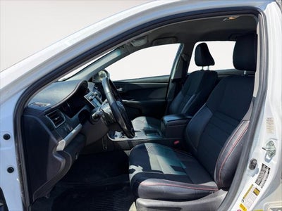 2016 Toyota Camry SE
