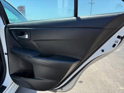 2016 Toyota Camry SE