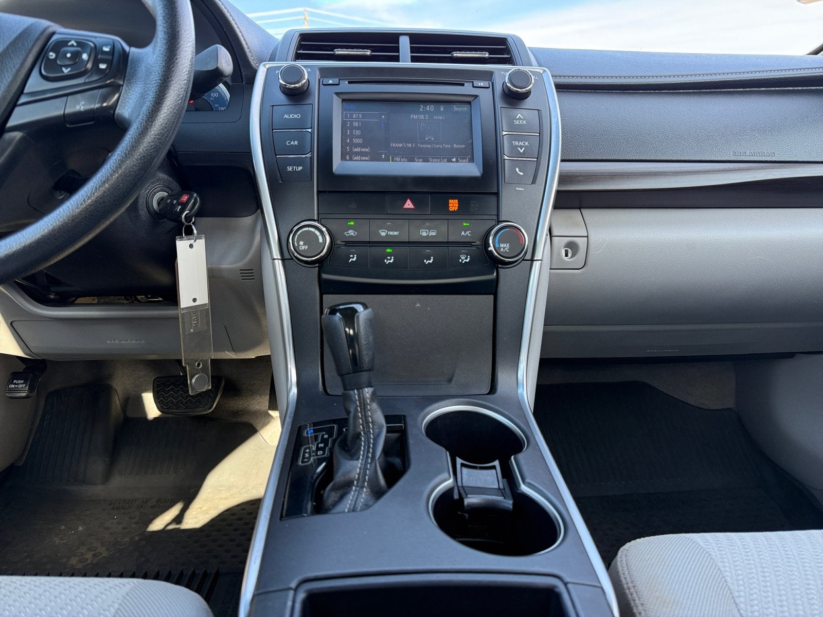 2017 Toyota Camry LE