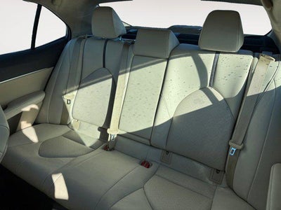 2023 Toyota Camry Hybrid XLE