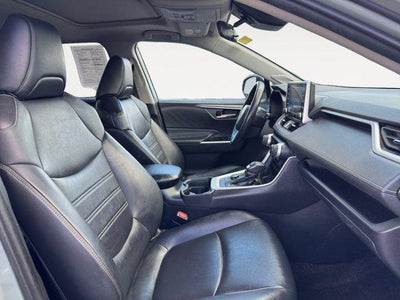 2021 Toyota RAV4 Hybrid XLE Premium