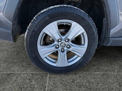 2022 Toyota RAV4 Hybrid LE