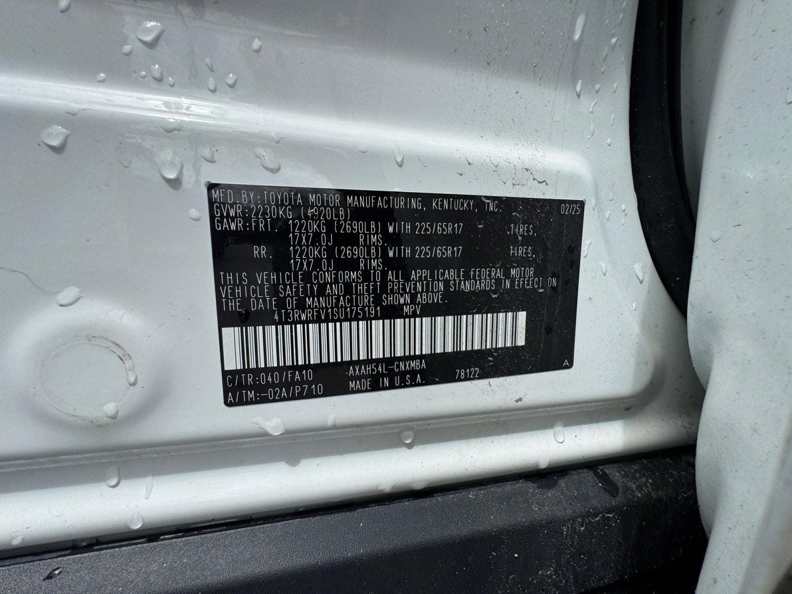 2025 Toyota RAV4 Hybrid XLE