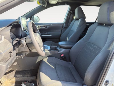 2022 Toyota RAV4 Hybrid SE