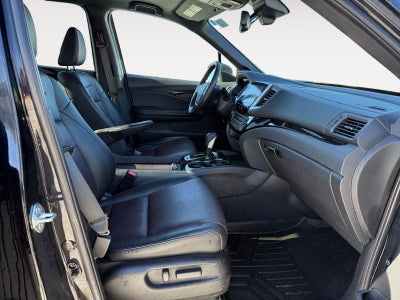 2019 Honda Ridgeline Black Edition