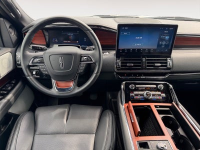 2024 Lincoln Navigator L Reserve