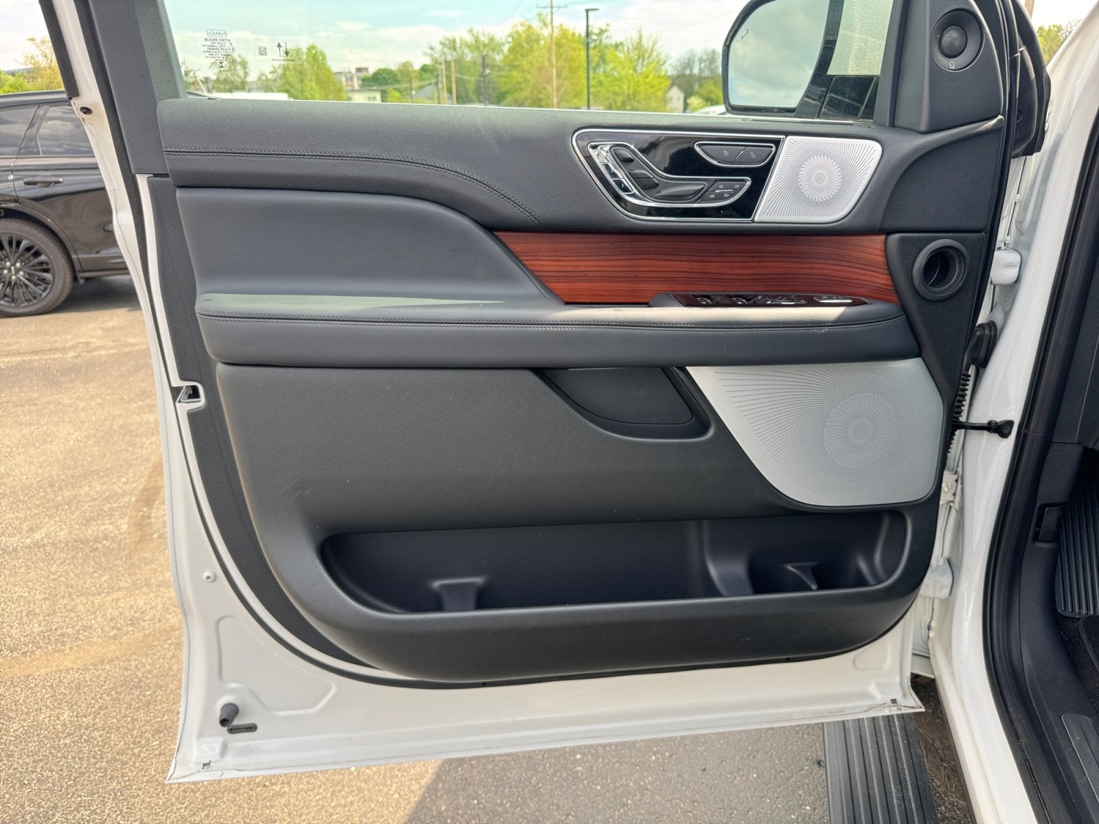 2024 Lincoln Navigator L Reserve