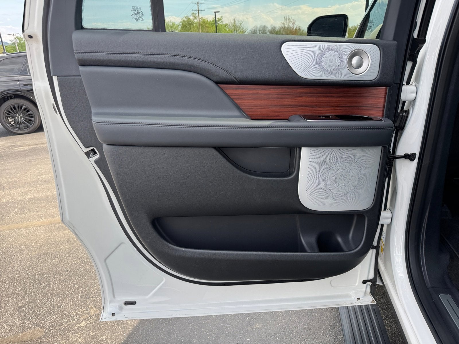 2024 Lincoln Navigator L Reserve