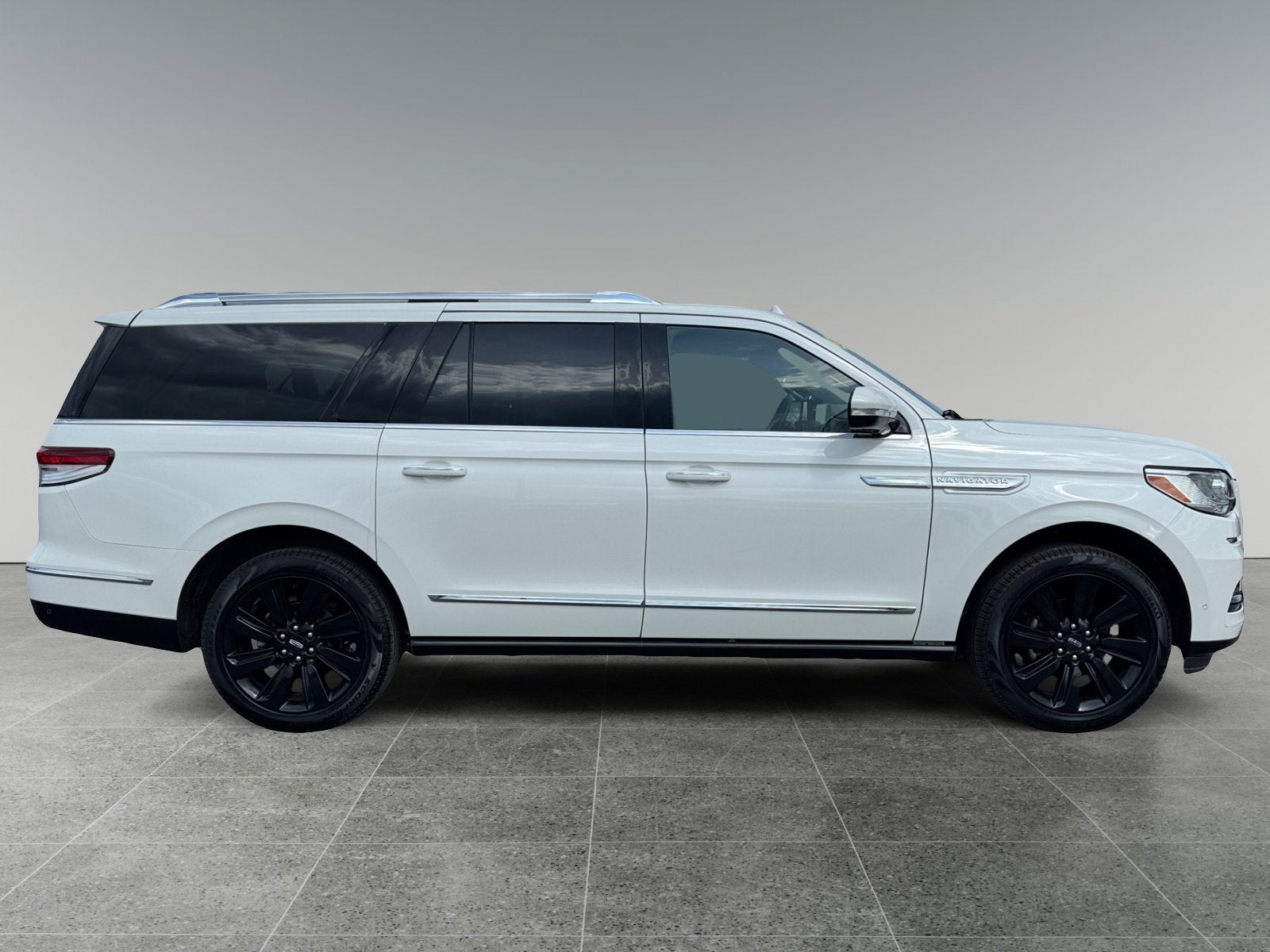 2024 Lincoln Navigator L Reserve