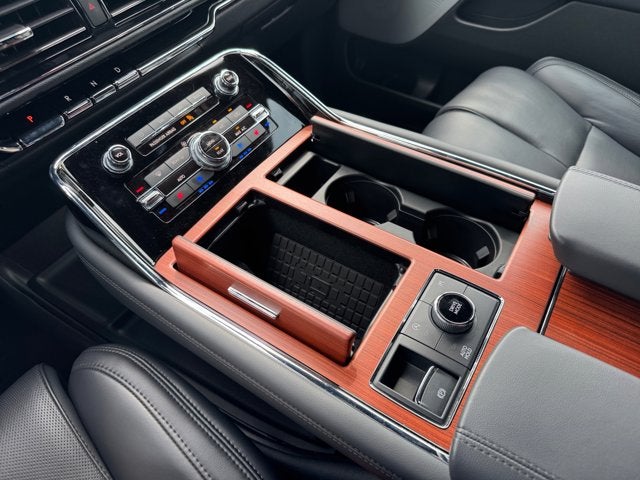 2024 Lincoln Navigator L Reserve