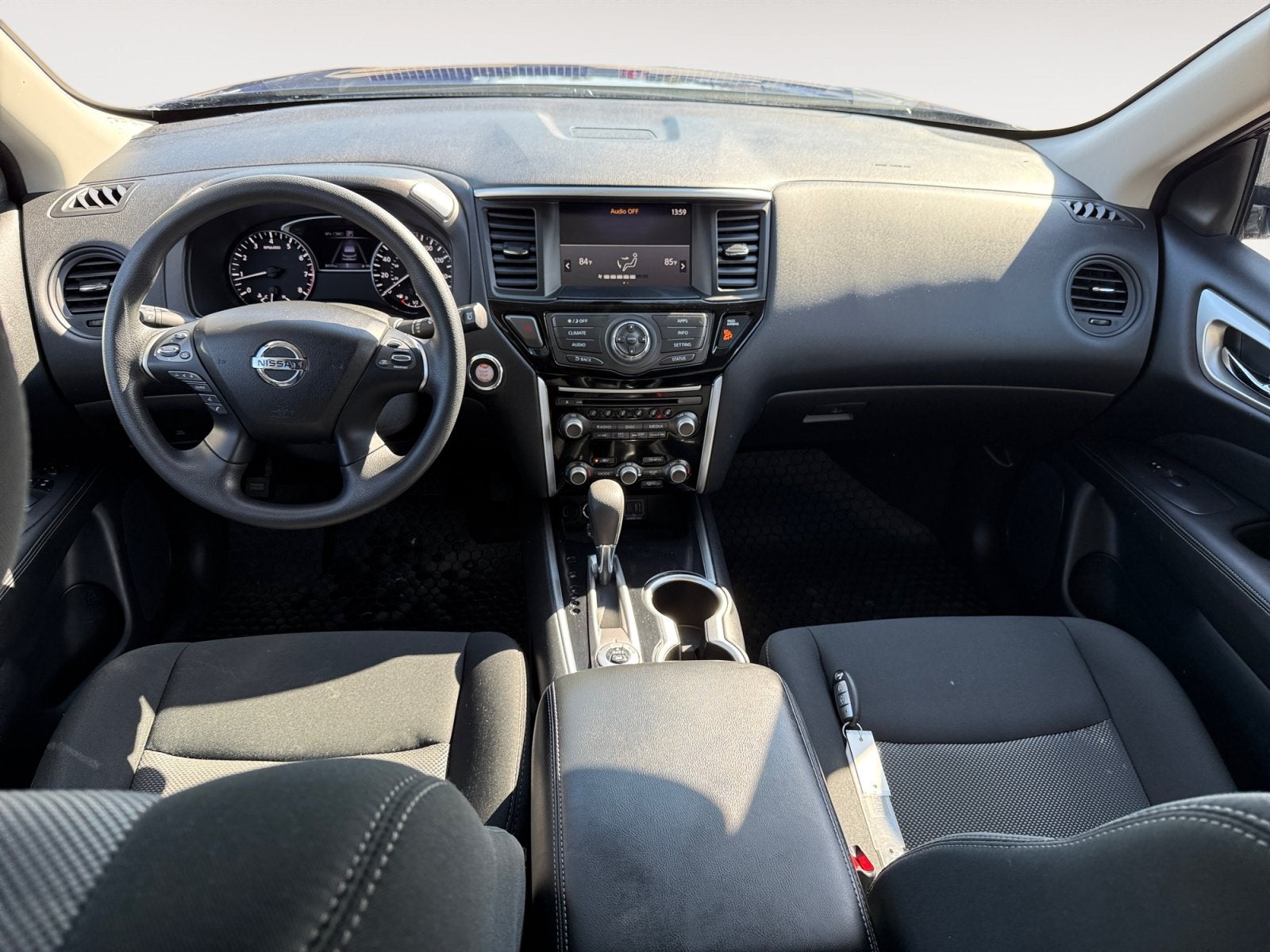 2020 Nissan Pathfinder S