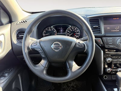 2020 Nissan Pathfinder S