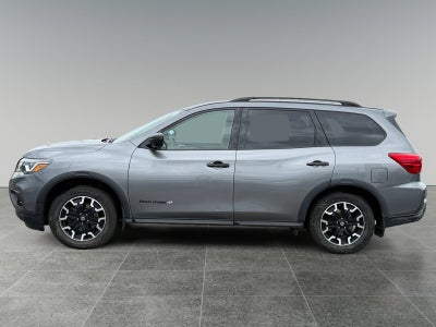 2020 Nissan Pathfinder SV