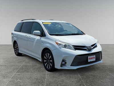 2020 Toyota Sienna XLE