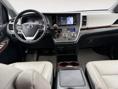 2020 Toyota Sienna Limited Premium