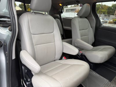 2020 Toyota Sienna Limited Premium