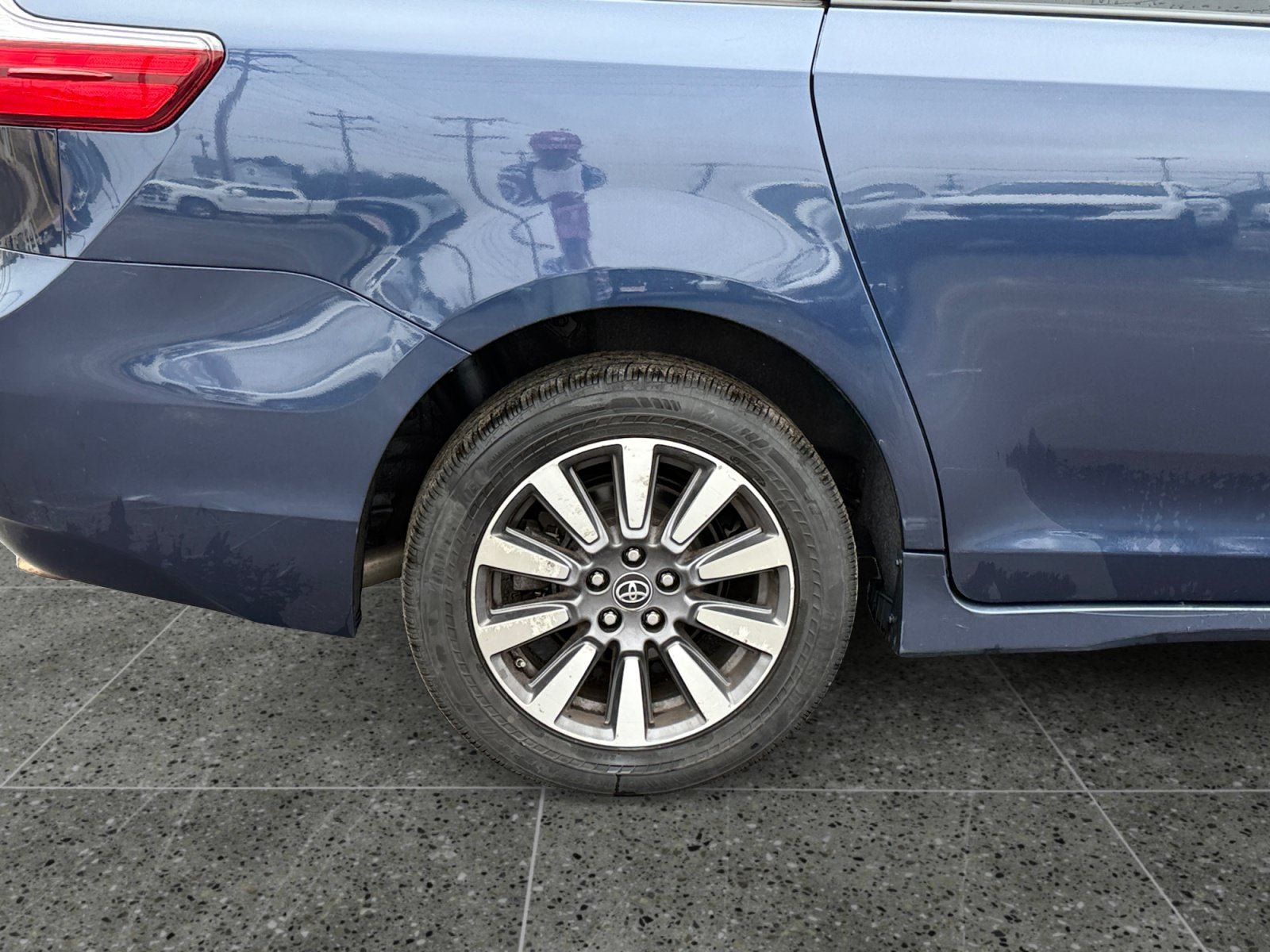 2020 Toyota Sienna XLE