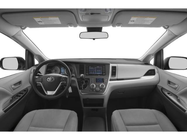 2020 Toyota Sienna XLE