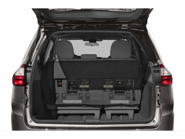 2020 Toyota Sienna XLE
