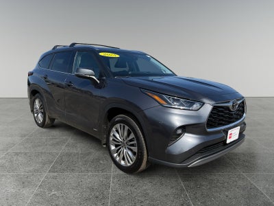 2025 Toyota Highlander Hybrid Platinum