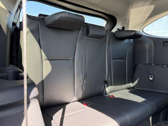 2025 Toyota Highlander Hybrid Platinum