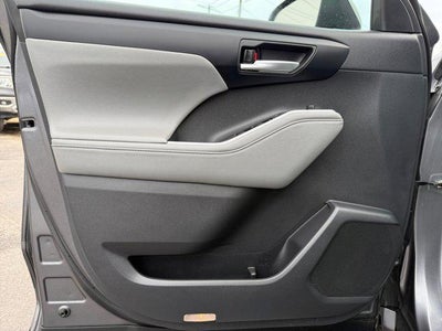 2023 Toyota Highlander XLE