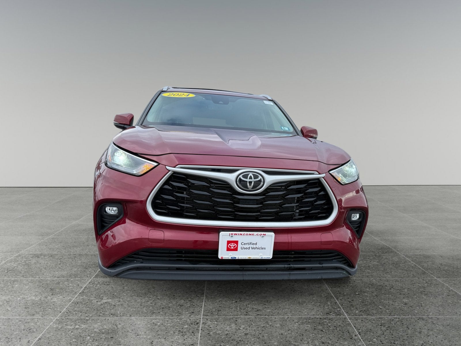 2024 Toyota Highlander XLE