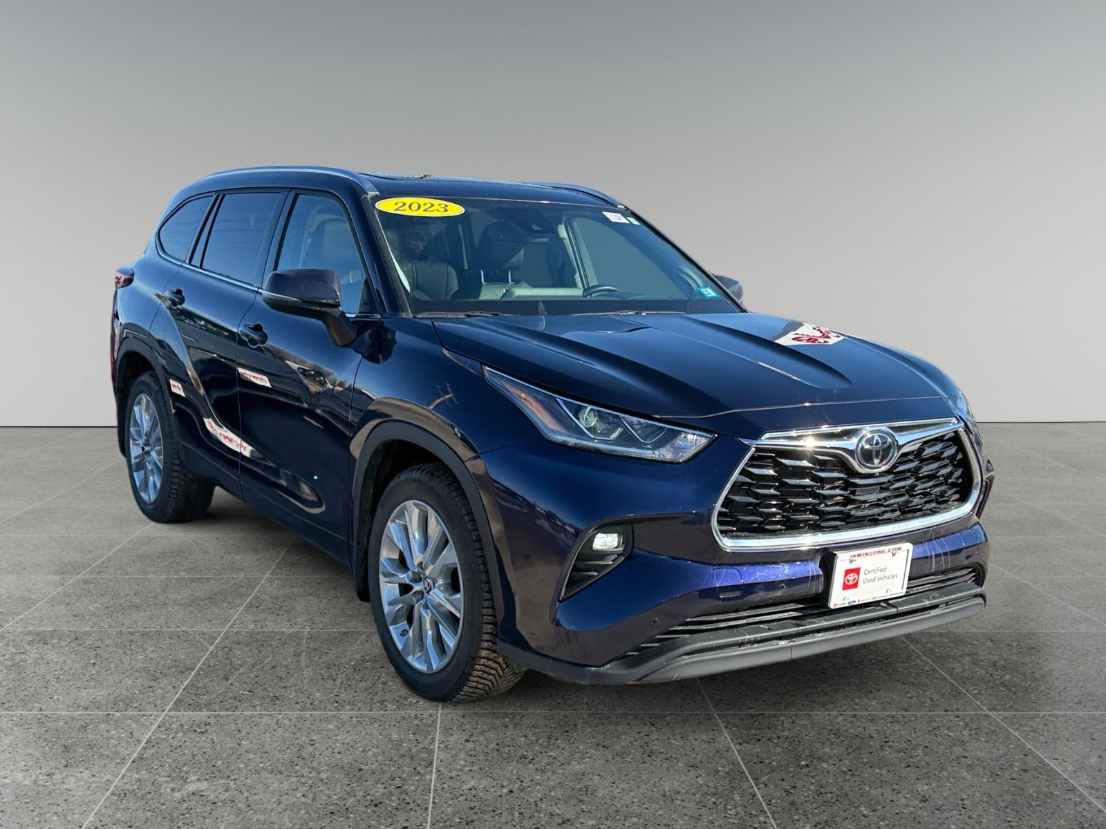 2023 Toyota Highlander LE