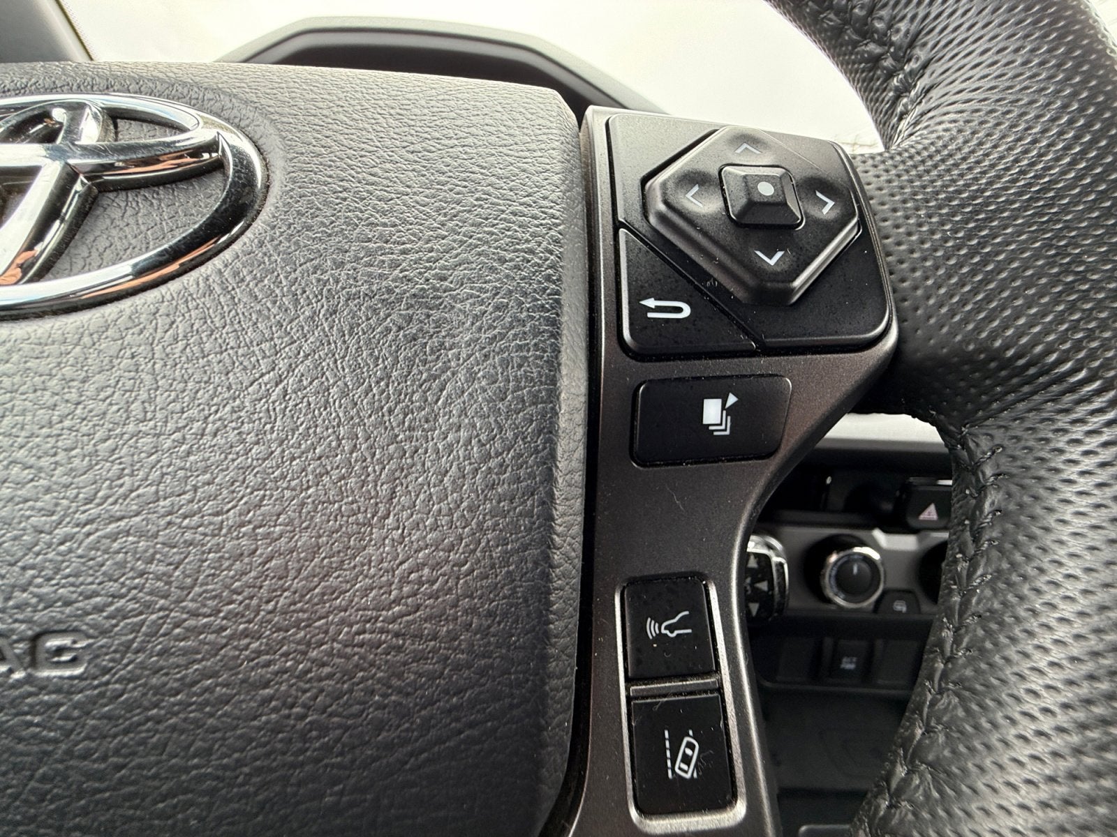 2018 Toyota Tacoma TRD Sport