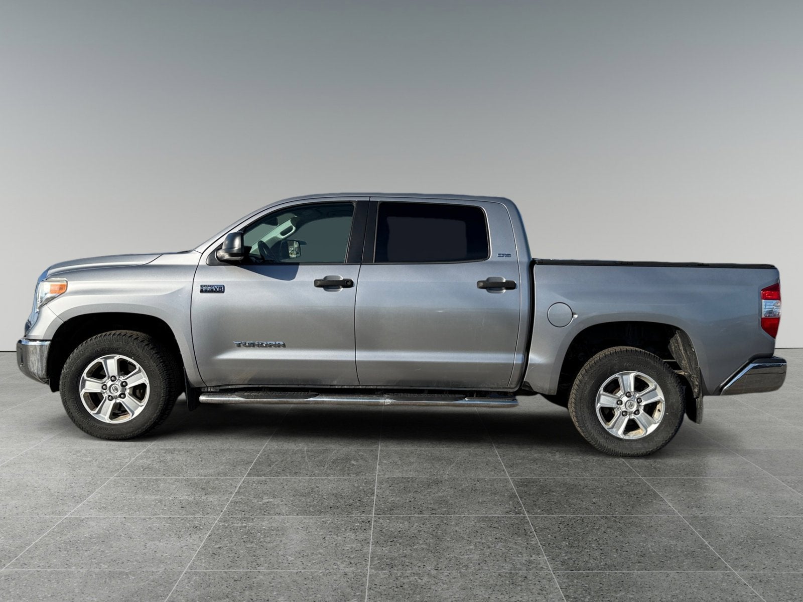 2015 Toyota Tundra 4WD Truck SR5