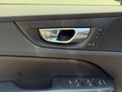 2020 Volvo S60 Momentum