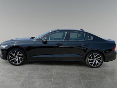 2020 Volvo S60 Momentum