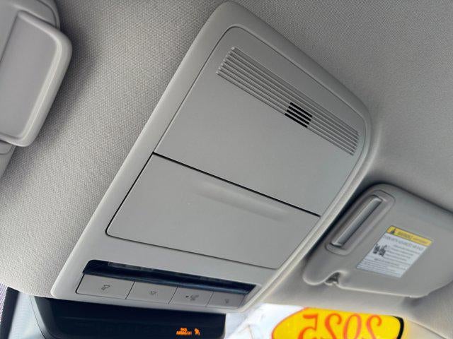 2025 Mazda Mazda CX-50 Hybrid Preferred Package