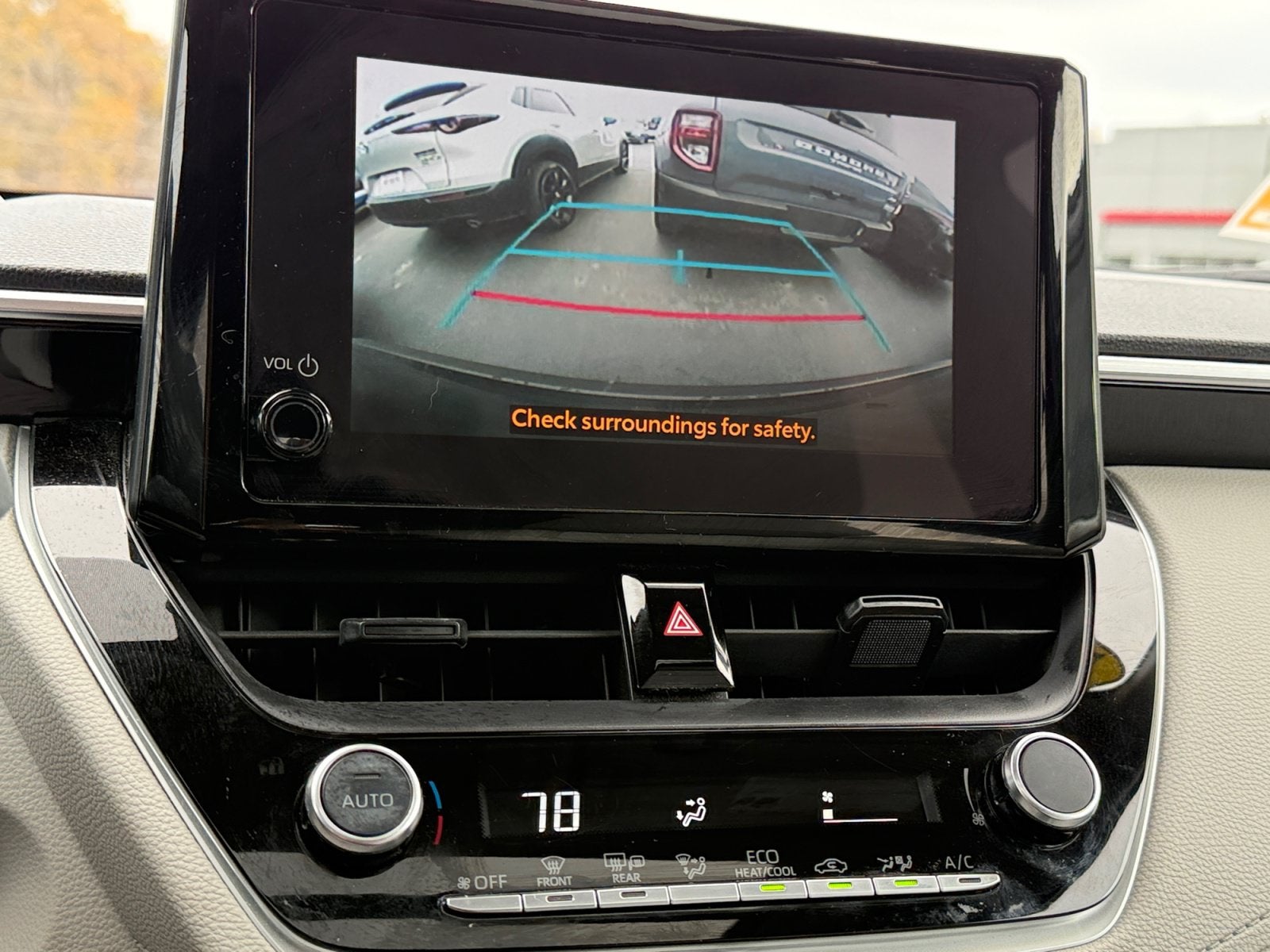 2024 Toyota Corolla Cross LE