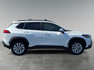 2023 Toyota Corolla Cross LE