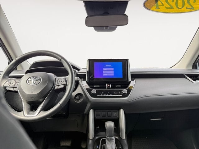 2024 Toyota Corolla Cross LE